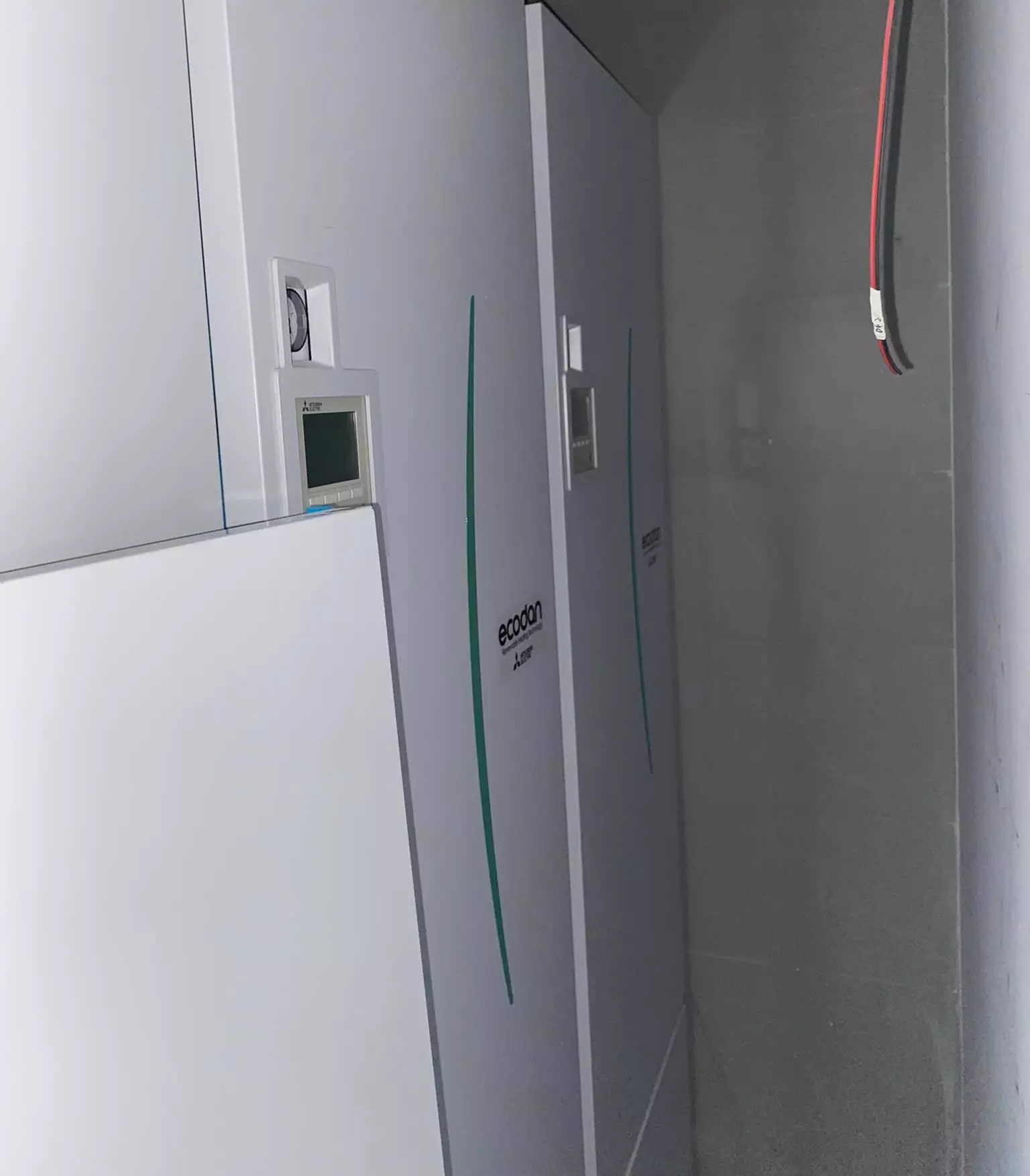 Instalación de Aerotermia en Madrid, para hoteles, oficinas, naves, industriales, locales, comercios...
