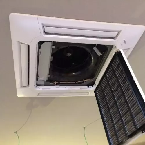 Nueva instalaci&oacute;n de climatizaci&oacute;n terminada para local comercial en Madrid
