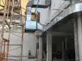 Terminando instalaci  n de extracci  n para taller de coches.