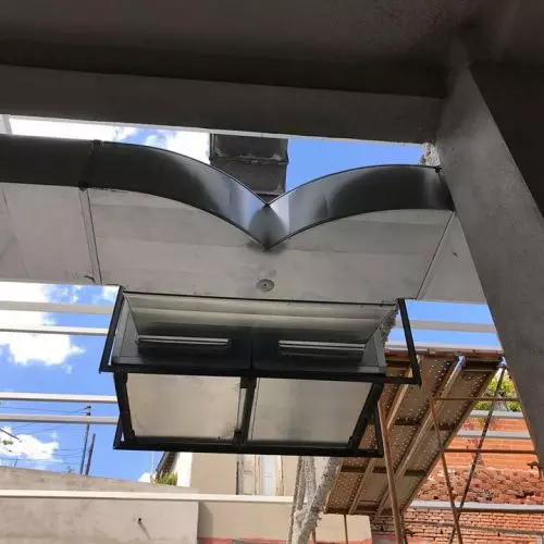 Terminando instalaci  n de extracci  n para taller de coches.2